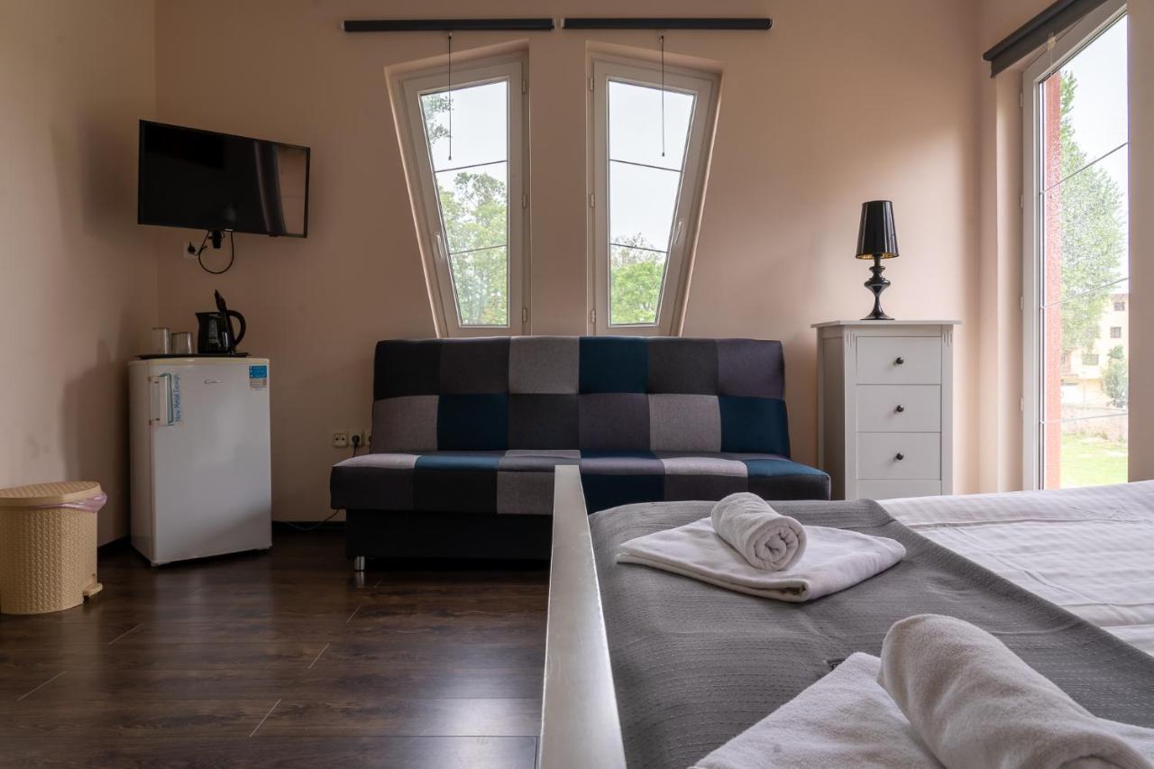 Accomo Apartmanhaz Siofok Exterior photo